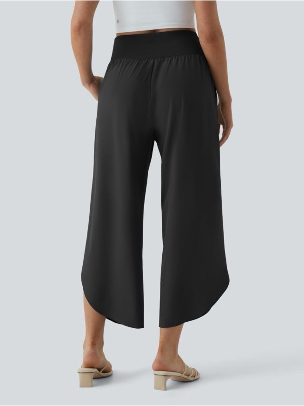 Halara nwt Breezeful™ High Waisted Crossover Quick Dry Resort Pants size medium - Picture 2 of 6
